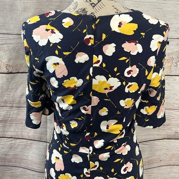 Boden “Alexis” Floral Dress Fluted Sleeves Button Detail Navy Size 6 Lined - Picture 7 of 11